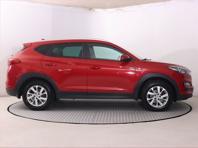 Hyundai Tucson (2019) 1.6 GDI, Serv.kniha, Tempomat - fotka 6 z 19