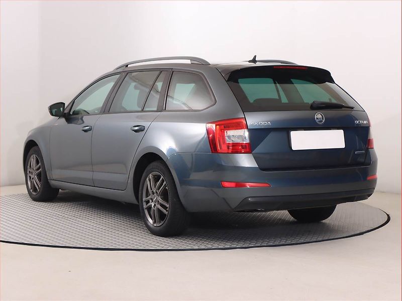 Škoda Octavia (2014) Greenline 1.6 TDI, Navi - fotka 4 z 19
