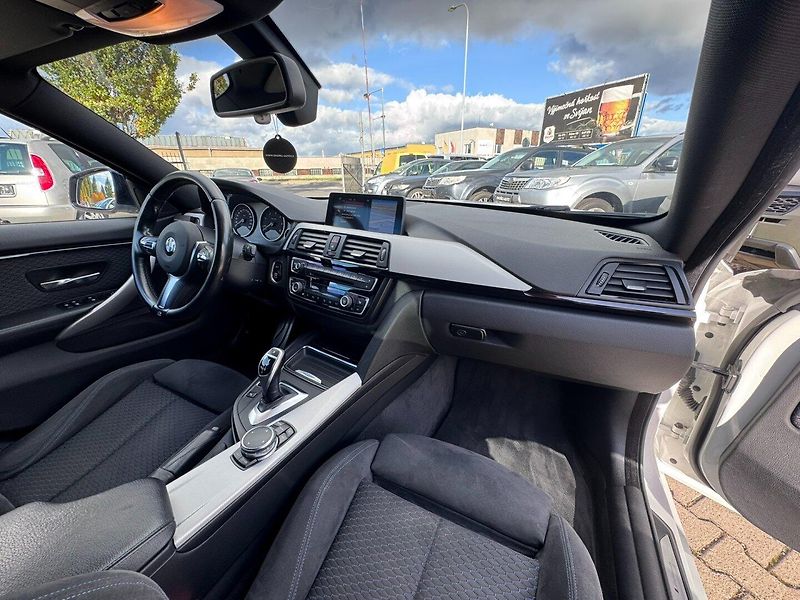 BMW Řada 4 (2016) 420D 2,0 135KW XDRIVE MPACKET - fotka 42 z 50