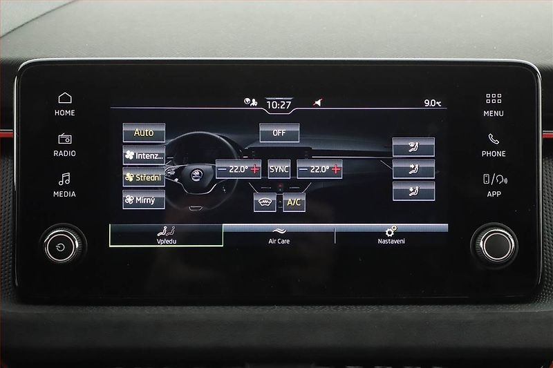 Škoda Kamiq (2025) 1.0 TSI - fotka 15 z 21