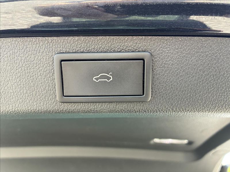 Škoda Superb 2,0 TAŽNÉ,EL.KUFR,KAMERA - fotka 16 z 32