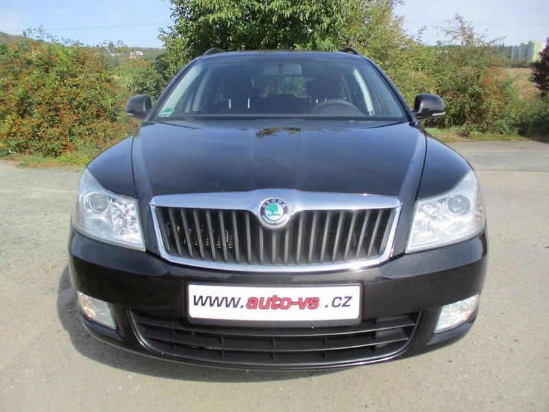 Škoda Octavia 1.2 TSi*TAŽNÉ*L+Z PNEU*VÝHŘEV - fotka 3 z 43