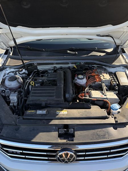 Volkswagen Passat (2021) 1. Majitel, GTE, Bez investic - fotka 18 z 18