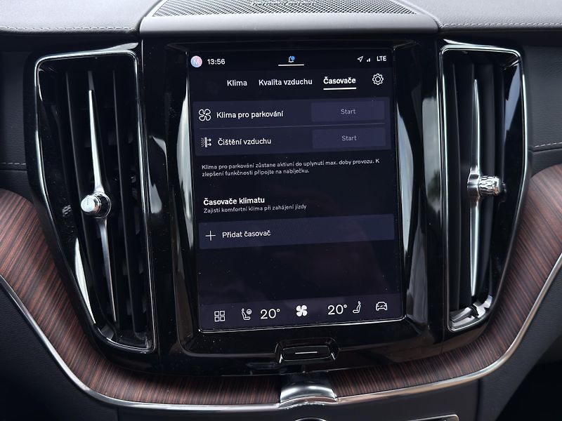 Volvo XC60 T8 AWD ULTRA BRIGHT *+ kola - fotka 53 z 59