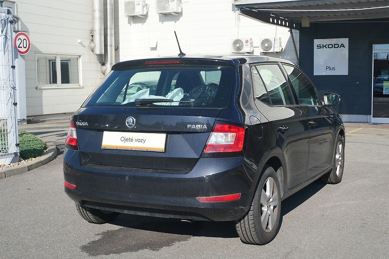 Škoda Fabia - fotka 2 z 6