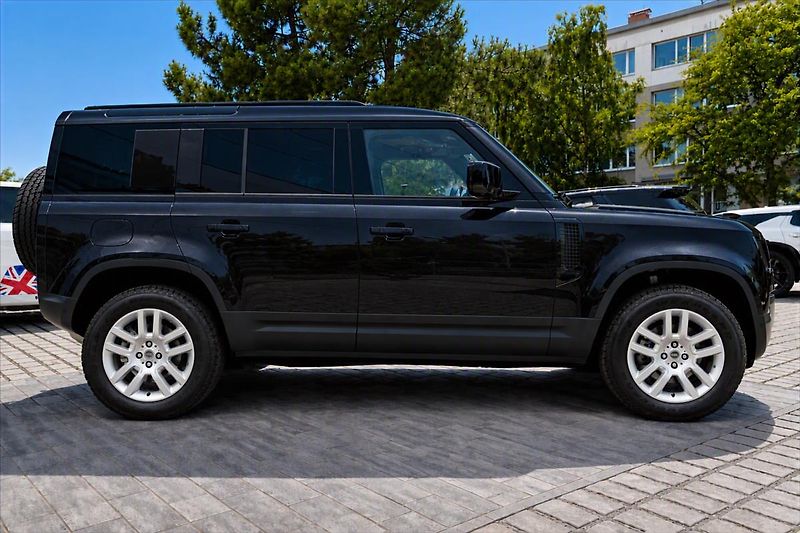 Land Rover Defender (2026) 110 D200 S - fotka 9 z 27