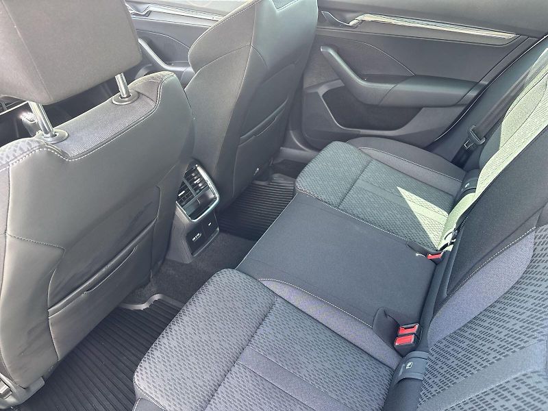 Škoda Octavia (2023) Combi 1.5 TSI Style+ - fotka 8 z 31