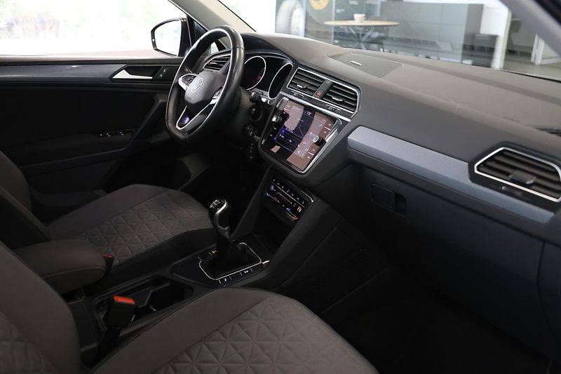 Volkswagen Tiguan (2023) 2.0TDI Navi LED Tažné LED - fotka 16 z 24