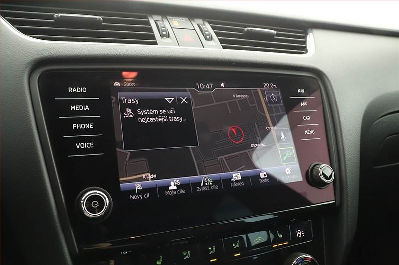 Škoda Octavia (2017) RS 2.0 TDI, Automat, Navi - fotka 14 z 17