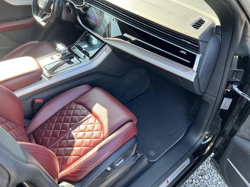 Audi SQ8 (2020) 4.0TDI,ČR,1.MAJ,TAŽNÉ,KERAMIKY - fotka 22 z 32