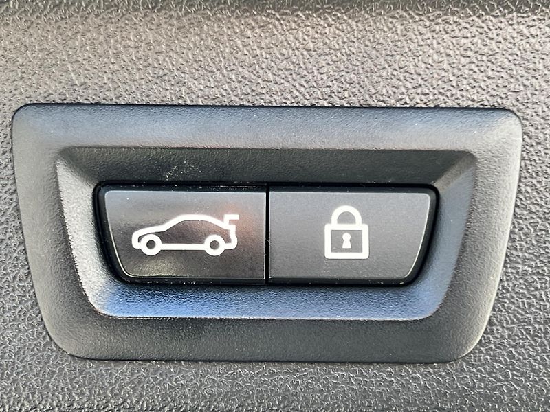 BMW X5 40d M Sport VZDUCH - fotka 15 z 22