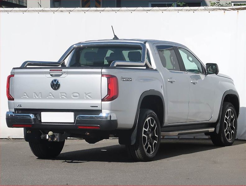 Volkswagen Amarok (2024) V6 3.0 TDI - fotka 5 z 22
