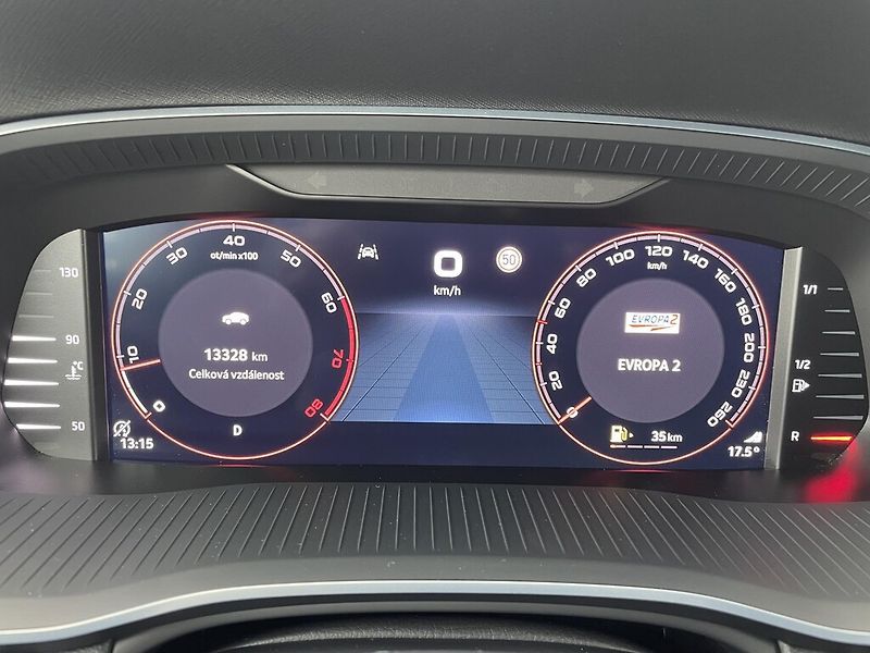 Škoda Octavia 2,0 TSi - fotka 8 z 23