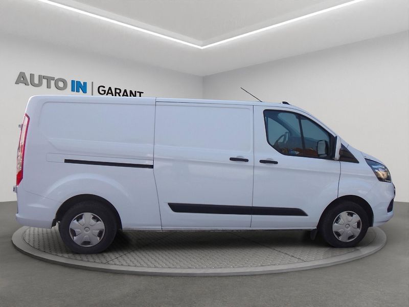 Ford Transit Custom (2023) Trend 300 Van 2.0 96kW - fotka 7 z 25