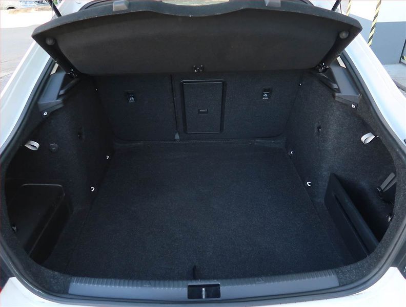 Škoda Octavia (2018) Laurin&Klement 1.4 TSI - fotka 14 z 24