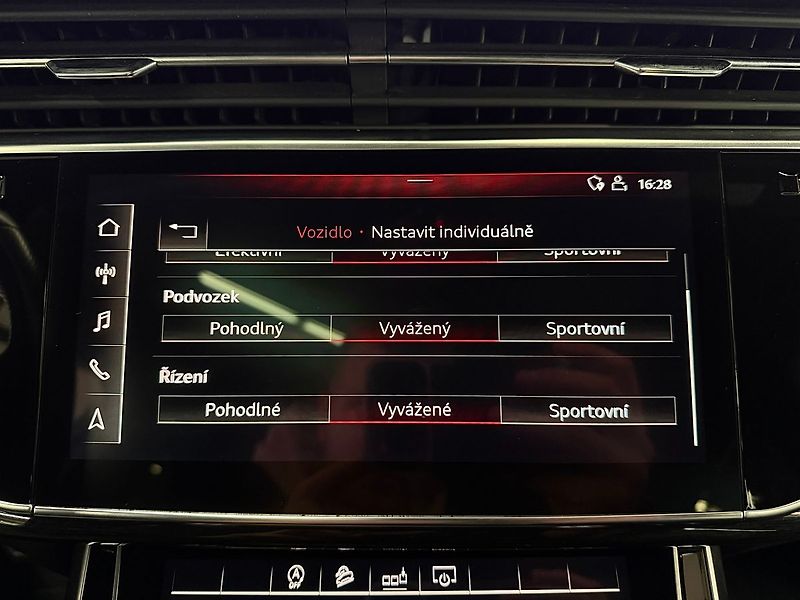 Audi Q7 50 TDI QUATTRO S-LINE, PANORAM - fotka 21 z 32