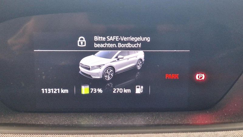 Škoda Enyaq 150kw, iV80 19ALU SOH 96% - fotka 8 z 9
