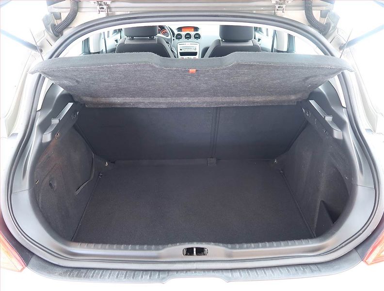 Peugeot 308 (2010) 1.6 VTi, ČR,1.maj, Serv.kniha - fotka 13 z 15