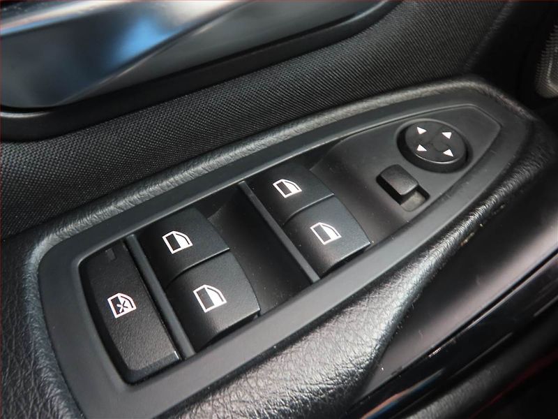 BMW Řada 3 (2012) Sport Line 320 d, Navi - fotka 14 z 14