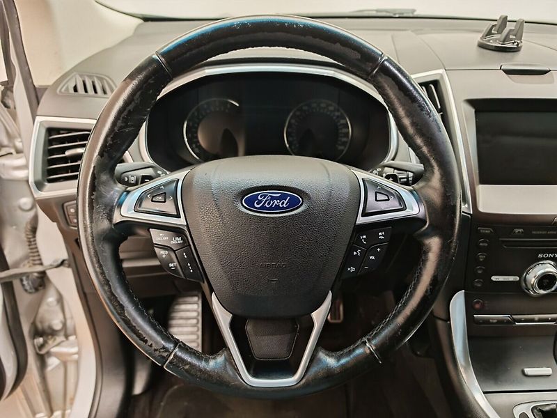 Ford Edge 2.0 Automat, 154 kW - fotka 31 z 44