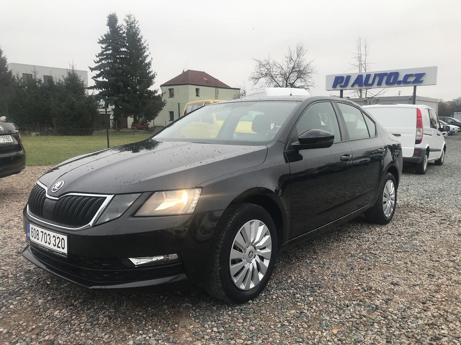 Škoda Octavia 1.6 TDI 85 KW,TEMPOMAT,KLIMA