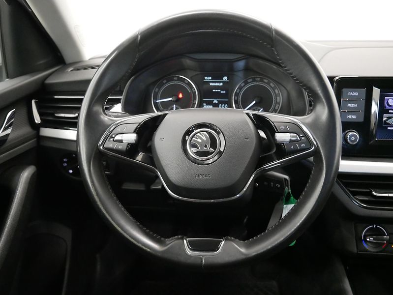 Škoda Scala - fotka 18 z 27