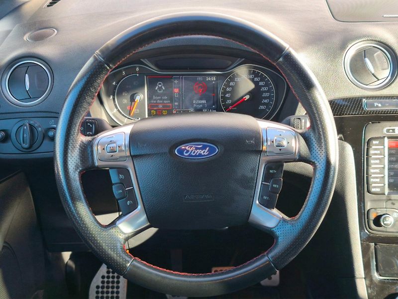Ford S-MAX (2014) 2.2 TDCi 147kW Titanium, tažné - fotka 10 z 24