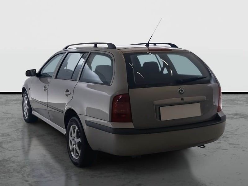 Škoda Octavia (2006) 1.6, po STK, jezdí výborně - fotka 4 z 16