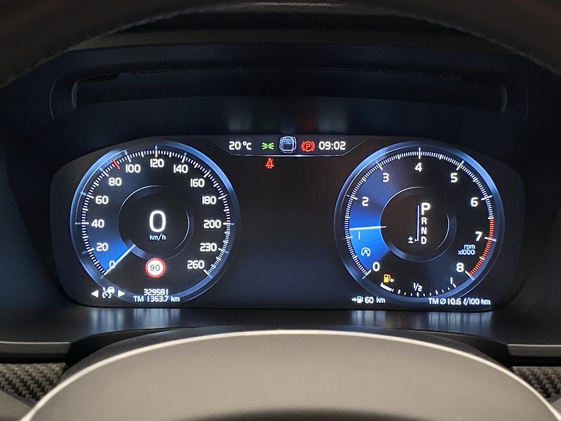Volvo V90 CC T6 AWD OCEAN RACE AUT CZ - fotka 25 z 57