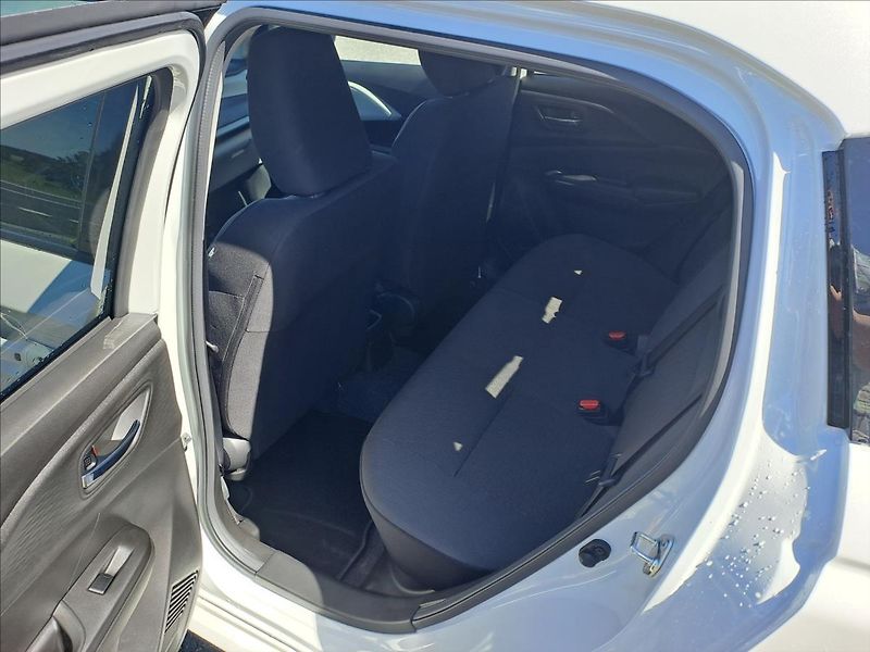 Suzuki Swift (2026) 1,2 PREMIUM HYBRID CVT - fotka 19 z 22