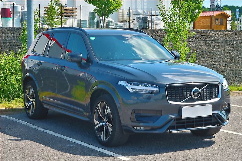 Volvo XC90 (2020) R-Design B5 AWD - fotografie inzerátu