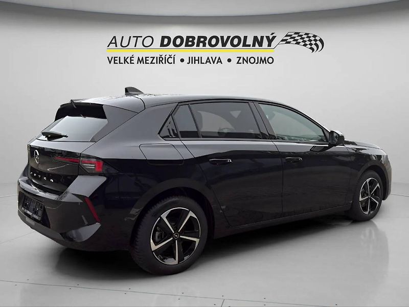 Opel Astra (2025) Edition HB 1.2 TURBO (96kW/130 - fotka 8 z 23