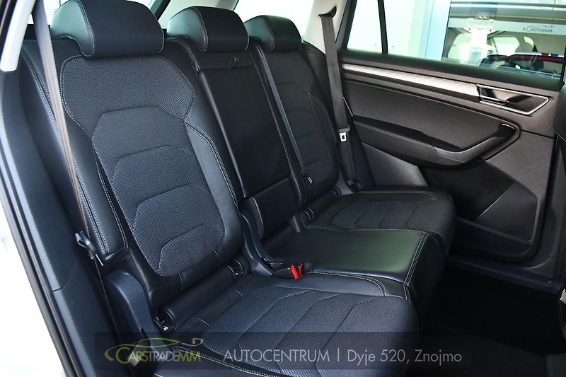 Škoda Kodiaq 2.0TDi DSG TAŽNÉ ČR 1.MAJ ACC - fotka 17 z 53