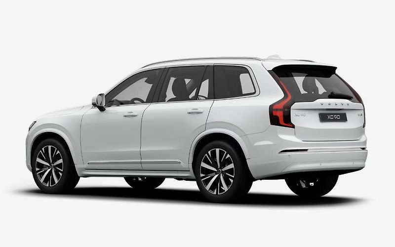 Volvo XC90 (2026) B5 AWD AUT CORE 7míst - fotka 6 z 13