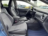 Toyota Auris 1,8 Hybrid e-CVT TS Executive - náhled 18