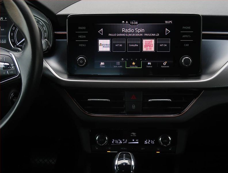 Škoda Kamiq (2022) Style 1.0 TSI, Automat - fotka 12 z 19