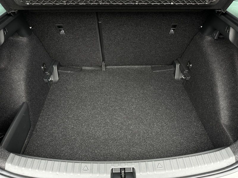 Škoda Scala 1.0TSi 116PS LED V.Cockpit Cli - fotka 39 z 39