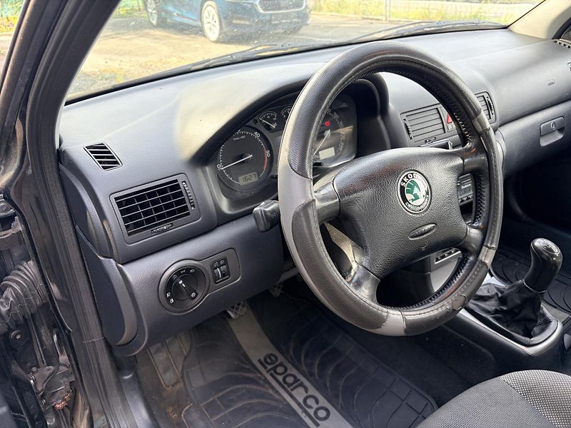 Škoda Octavia 1.9TDI 66KW  - fotka 7 z 19