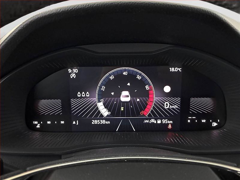 Škoda Kamiq (2025) 1.0 TSI, Drive - fotka 11 z 18