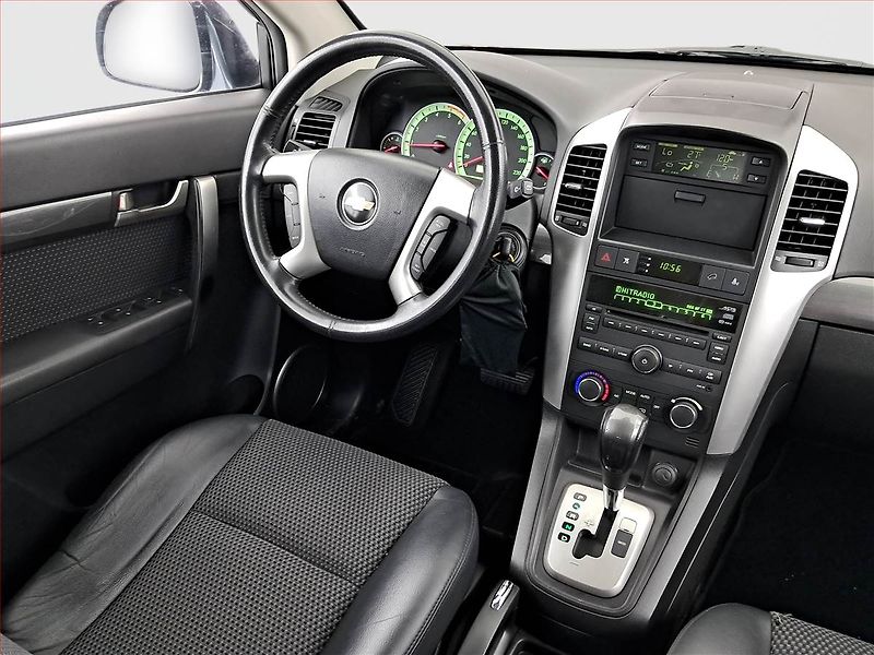 Chevrolet Captiva (2009) 2.0 D, 4X4, Automat, Tempomat - fotka 7 z 17