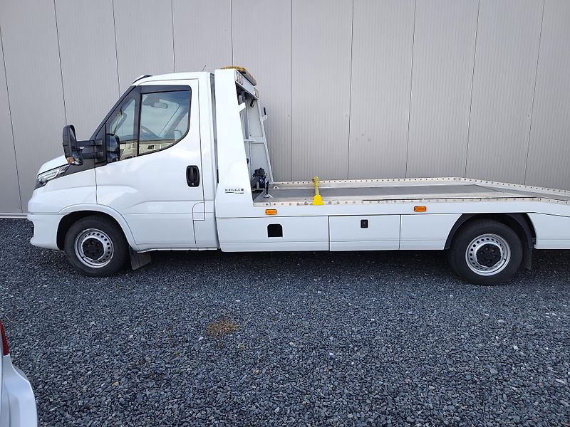 Iveco Daily ODTAHOVÝ SPECIÁL - fotka 3 z 26