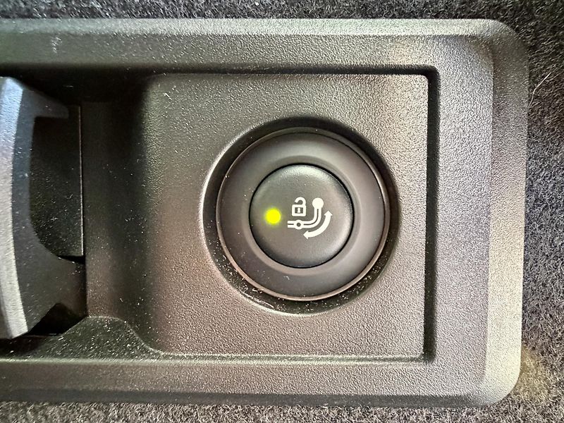 BMW X3 (2025) M50 INDIVIDUAL Ventilace Nezáv - fotka 52 z 57