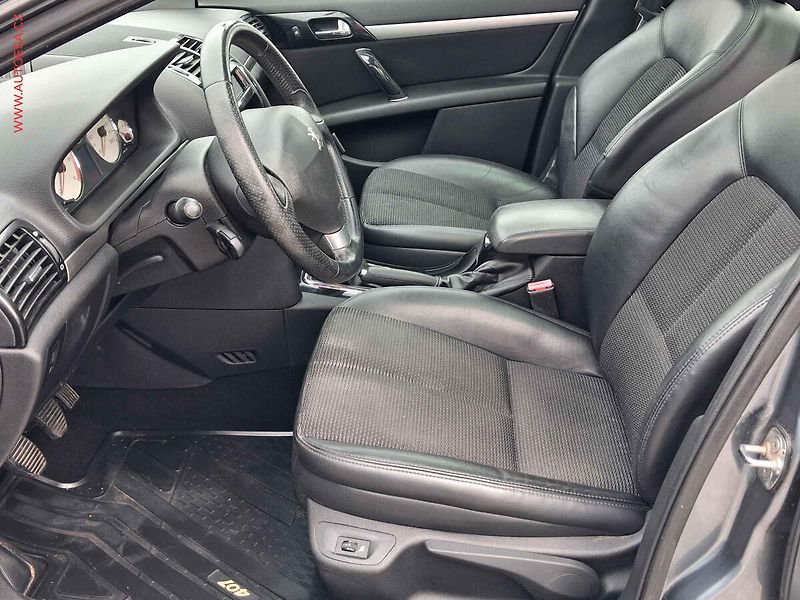 Peugeot 407 (2009) 2.0 HDI, AC, panor. - fotka 9 z 20