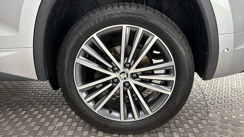 Škoda Kodiaq 2.0 TDI DSG 4x4 L&K - fotka 19 z 34