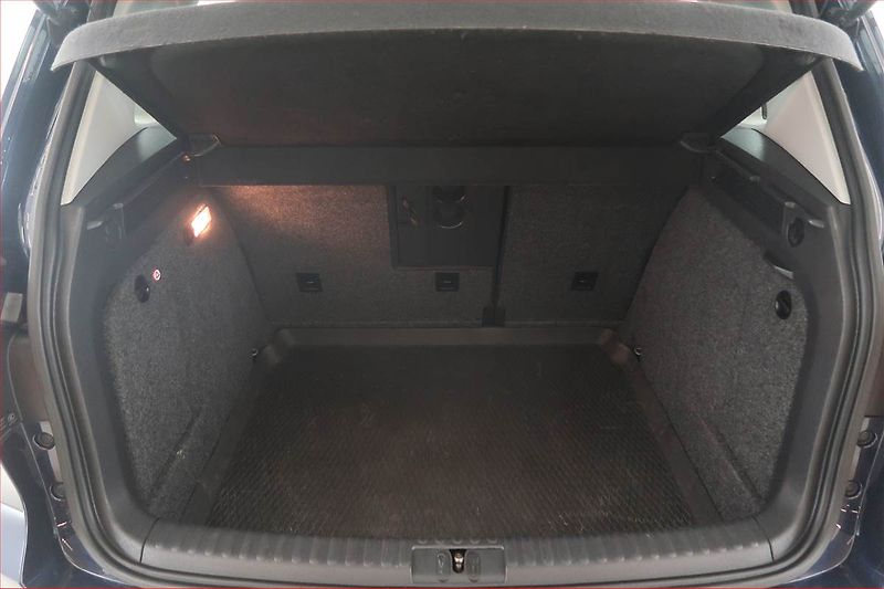 Volkswagen Tiguan (2012) 2.0 TDI, Serv.kniha - fotka 14 z 16