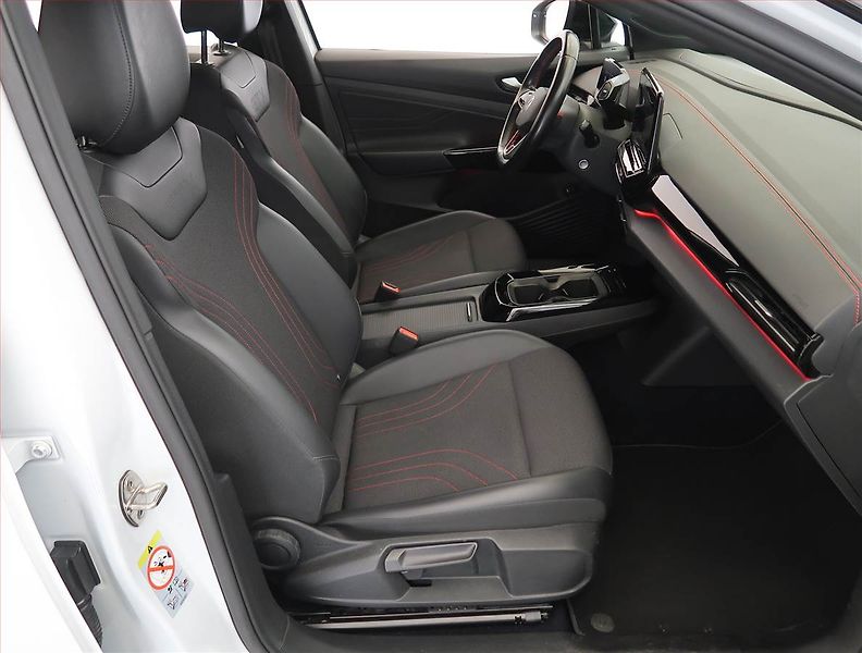 Volkswagen ID.4 (2023) GTX (82 kWh), SoH 90% - fotka 9 z 29