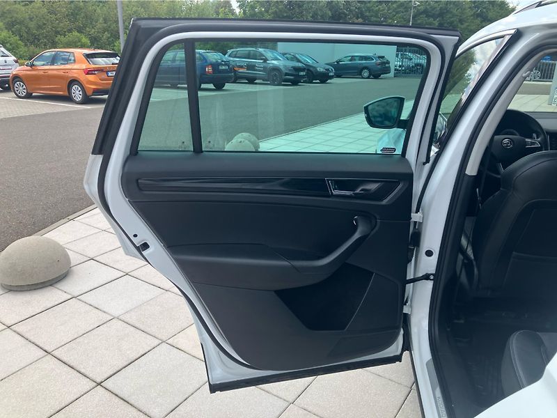 Škoda Kodiaq 2.0 TSI 132 kW STYLE PLUS DSG - fotka 24 z 30