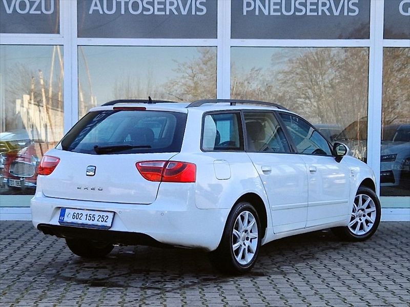 Seat Exeo 2,0 TDI Hezký stav - fotka 5 z 24