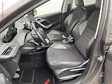 Peugeot 2008 (2018) 1.2 PT, Allure, navi, park - náhled 9
