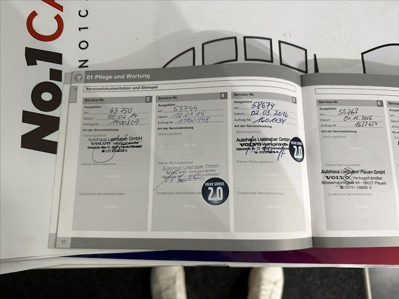 Volvo V60 2,0   T5 177KW SUMMUM XENON - fotka 38 z 38